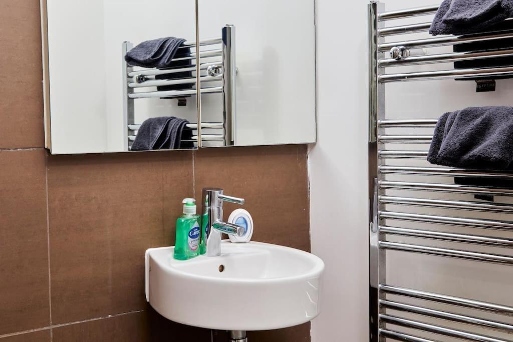 Swanky City Centre Apartment Lincoln Exterior foto